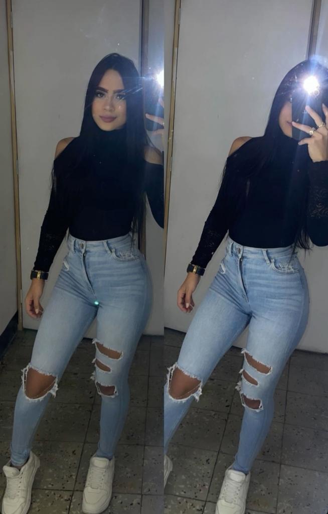 610723858: Chica busca chico en Sevilla