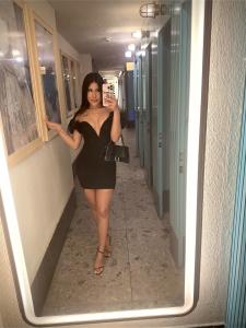 631051688: Chica busca chico en Murcia