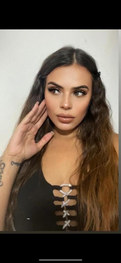 672055218: Chica busca chico en Málaga