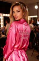 617237788: Chica busca chico en Málaga