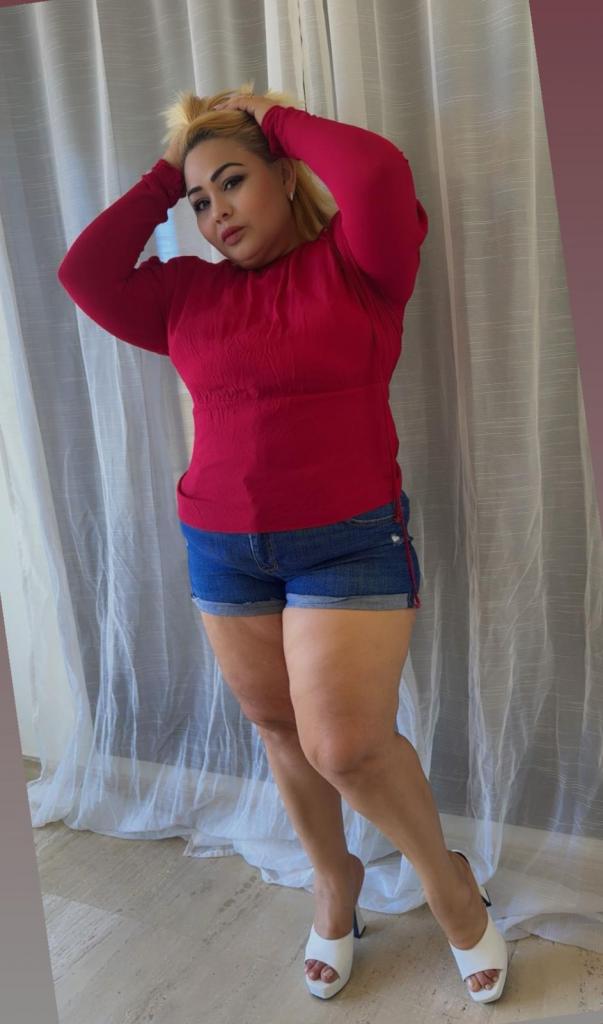 Chica busca chico en Cádiz: 