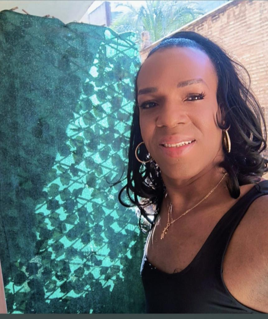 672925443: Transexual en Valencia