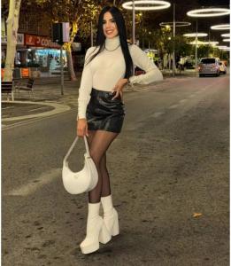 661067123: Chica busca chico en Vizcaya