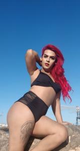 613907983: Transexual en La Coruña