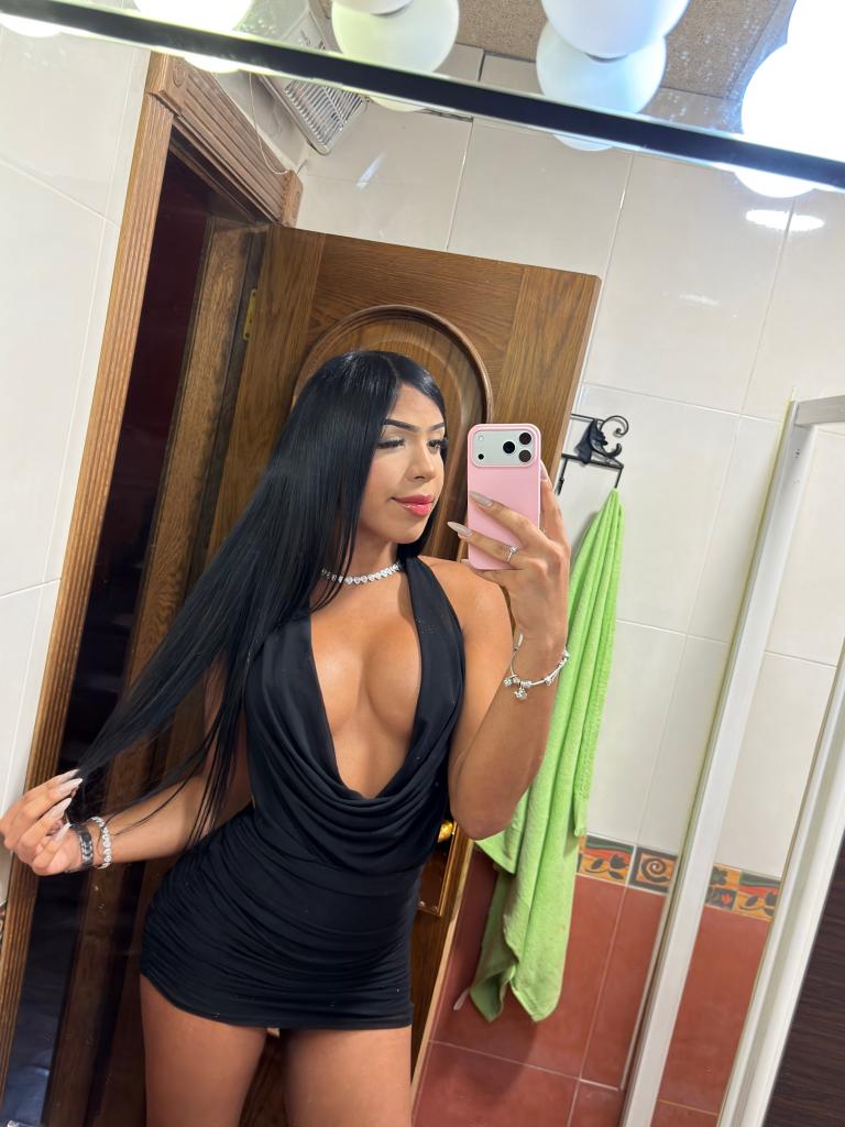 613946786: Travesti en Barcelona