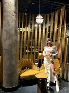 645027550: Travesti en Barcelona