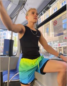 603106213: Chico busca chica en Barcelona