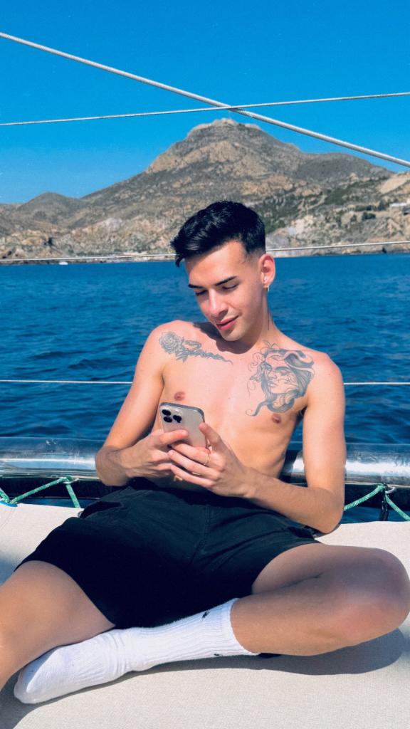 Chico busca chica en La Coruña: 