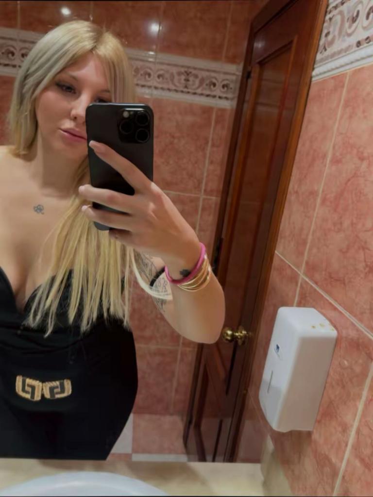 678717088: Chica busca chico en Cádiz