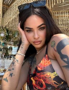 611233880: Chica busca chico en Álava