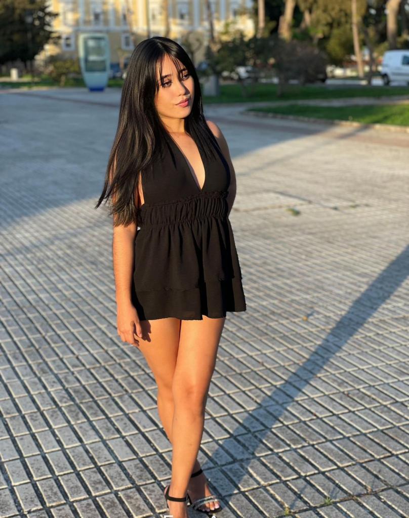 Chica busca chico en Sevilla: 