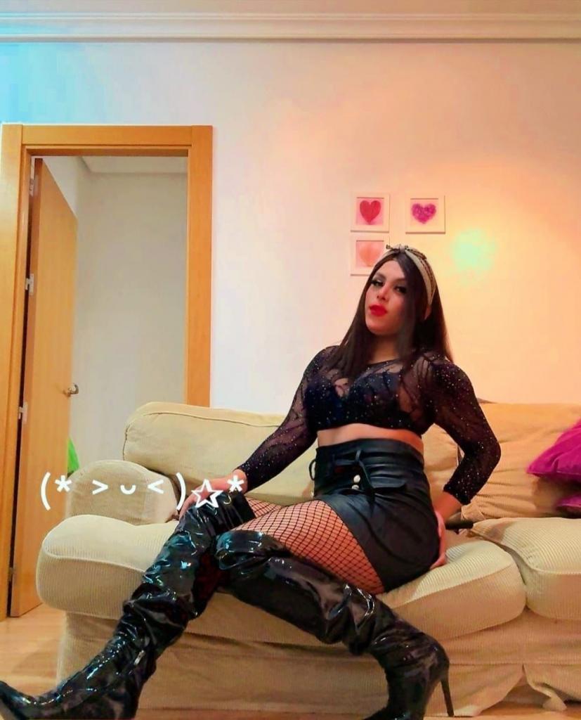 613586896: Transexual en Tarragona