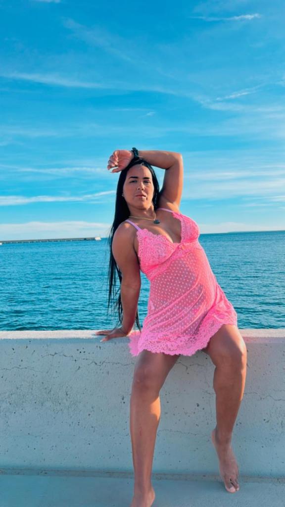 Chica busca chico en Ibiza: 