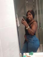 614873379: Chica busca chico en Tarragona