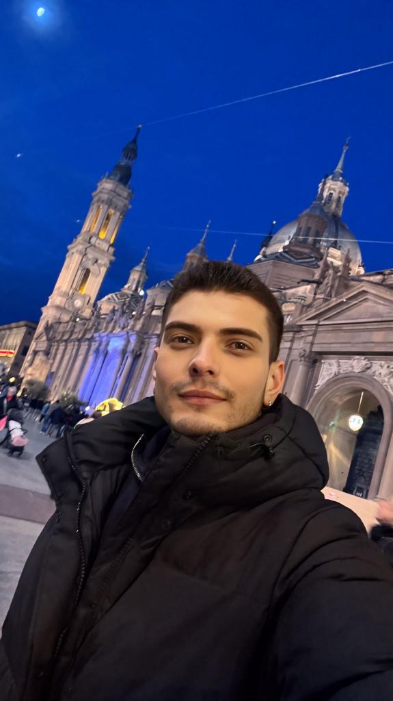 Chico busca chica en Zaragoza: 