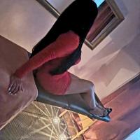 613421386: Chica busca chico en Sevilla