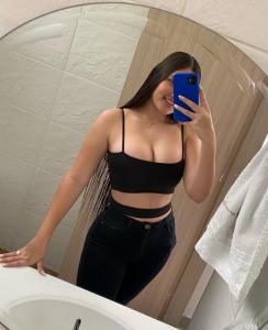 Chica busca chico en Granada: 