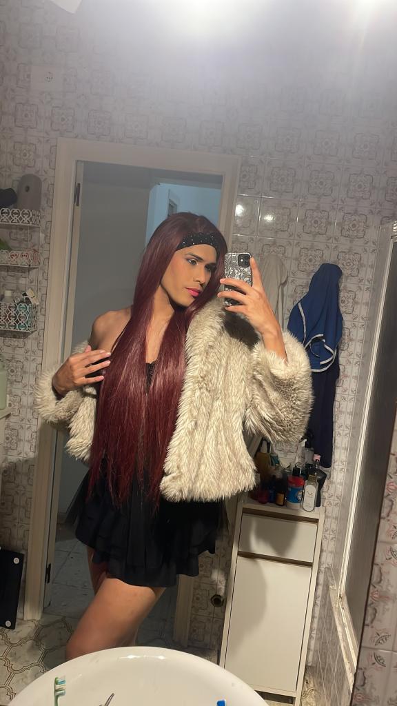 647088787: Travesti en Menorca