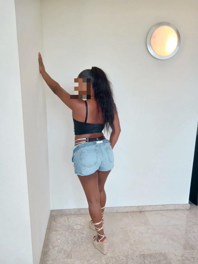 Chica busca chico en Cantabria: 