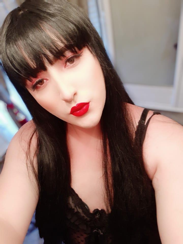 641507076: Transexual en León