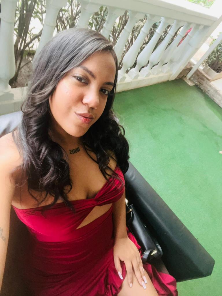 Chica busca chico en Barcelona: Chica busca chico