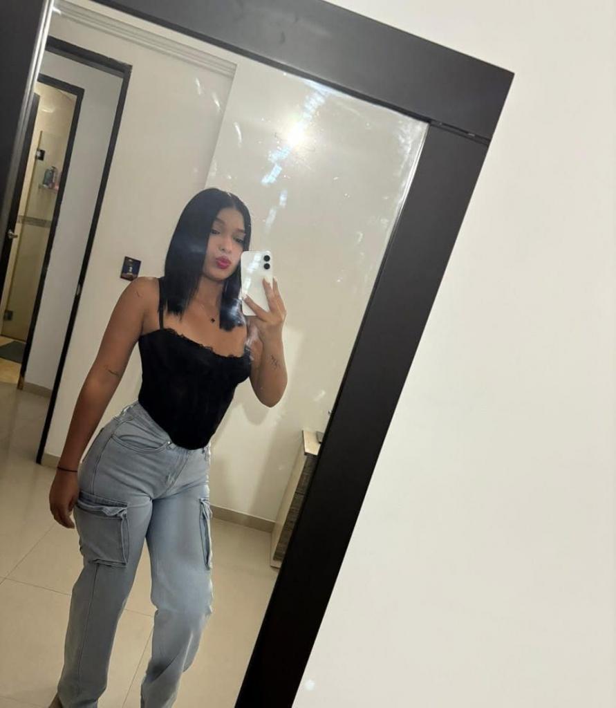 610112279: Chica busca chico en Almería