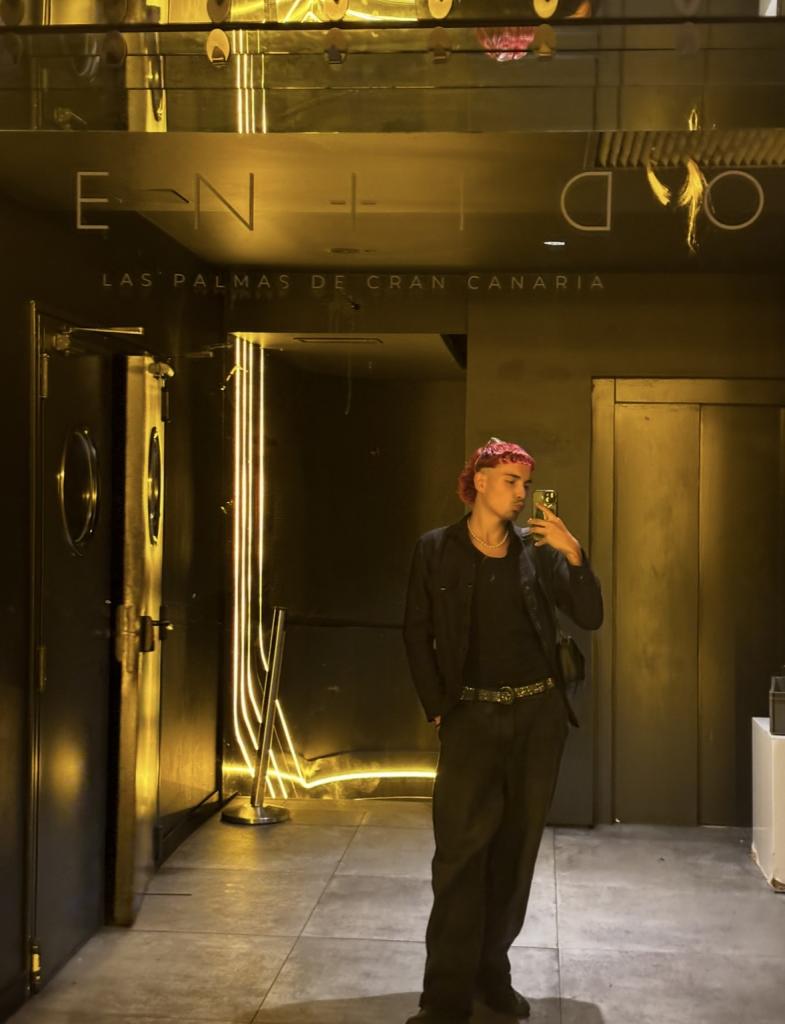 Chico busca chica en Las Palmas: 