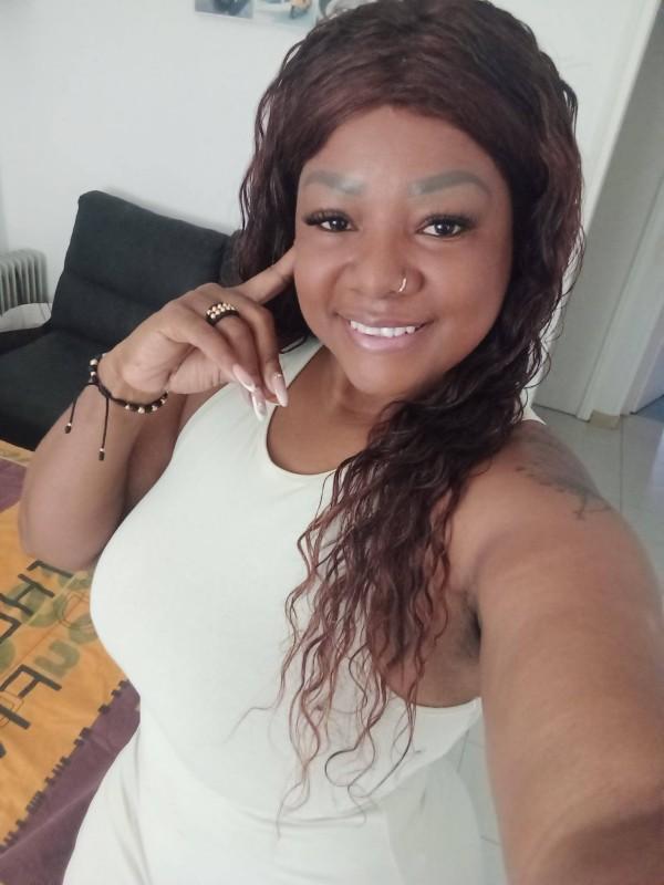 631282967: Chica busca chico en Murcia