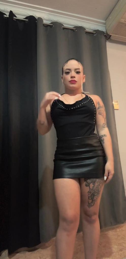 Chica busca chico en Sevilla: 