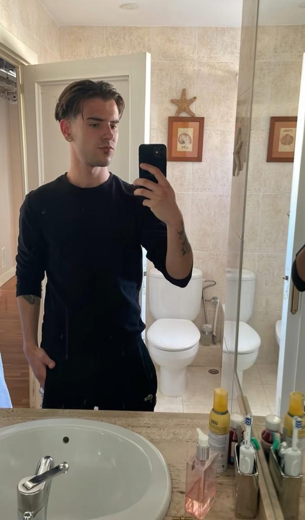 Chico busca chica en Mallorca: 