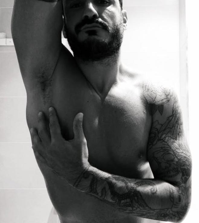 Chico busca chica en Ibiza: 