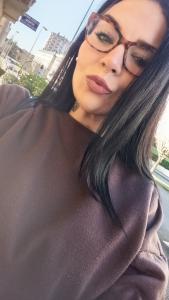 643037564: Chica busca chico en Lugo