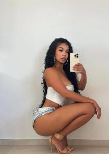 641427234: Chica busca chico en Gerona