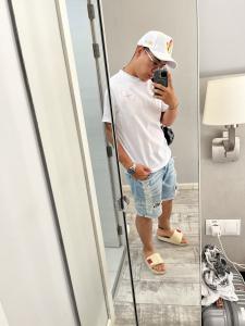 665423385: Chico busca chica en Murcia