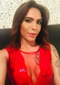 633852895: Transexual en La Coruña