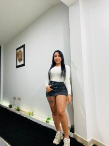 695449746: Chica busca chico en Las Palmas