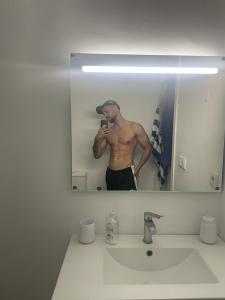 625271038: Chico busca chica en Cádiz