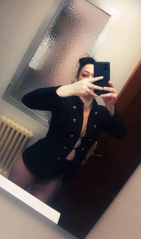 624073465: Chica busca chico en Granada