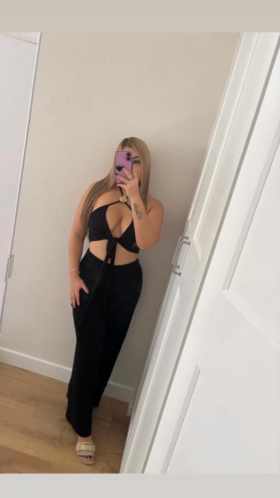 Chica busca chico en Málaga: Chica busca chico