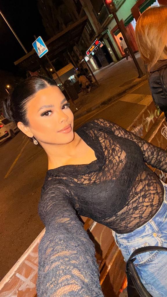 624315670: Chica busca chico en Granada