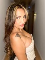 742063629: Chica busca chico en Sevilla