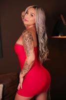 687885933: Chica busca chico en Madrid