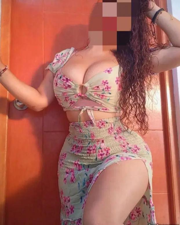 647279145: Chica busca chico en Alicante