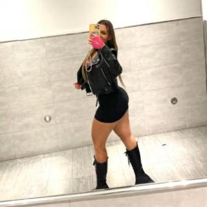 673347244: Chica busca chico en Navarra