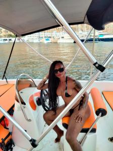 641146403: Travesti en Zaragoza