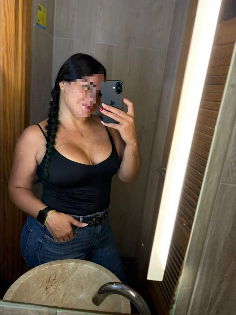 Chica busca chico en Tenerife: 