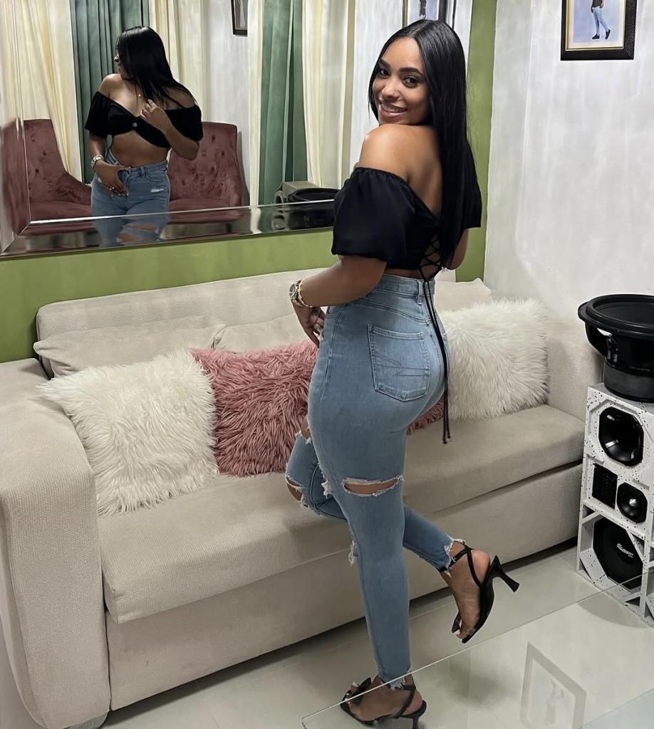 672528885: Chica busca chico en Pontevedra