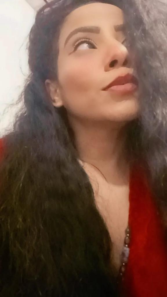 675403967: Chica busca chico en Alicante