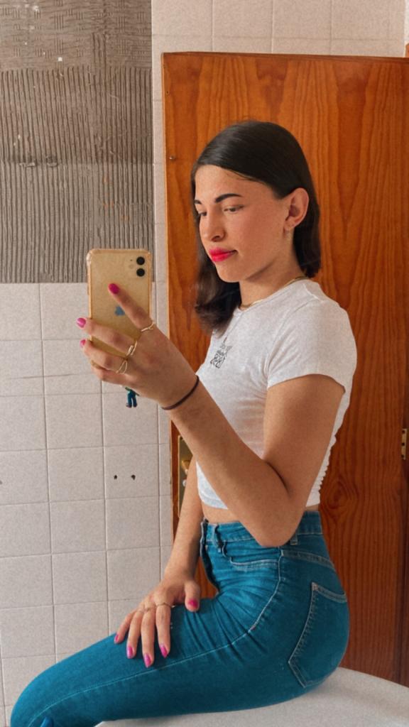 696751271: Chica busca chico en Las Palmas