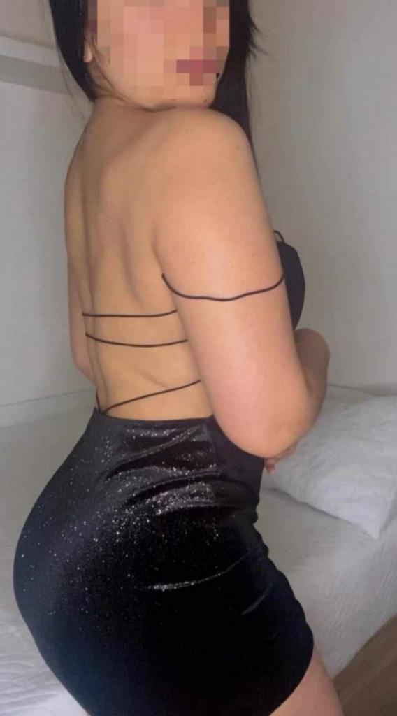 644794835: Chica busca chico en La Coruña